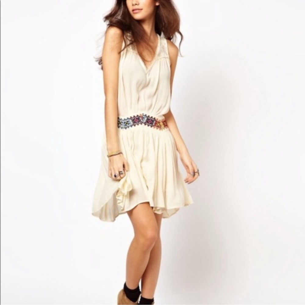 Free People Light Heart Dress with Embroidered Waistline S - Picture 2 of 15